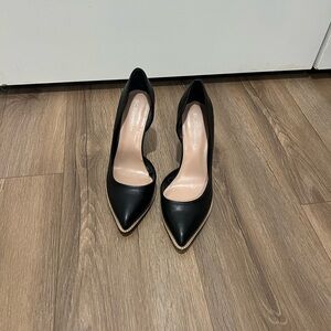 BCBGeneration Black and Gold Pointed Heels